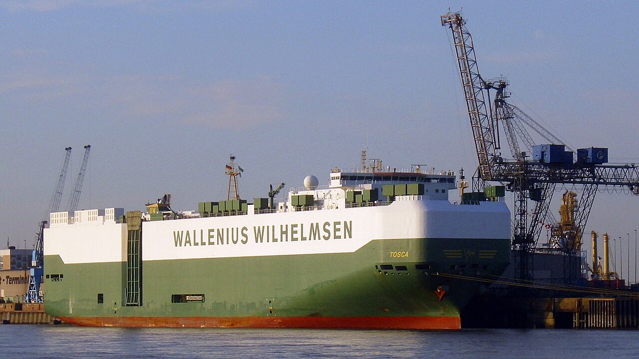 CMB.Tech expands with VLCC and offshore charters
