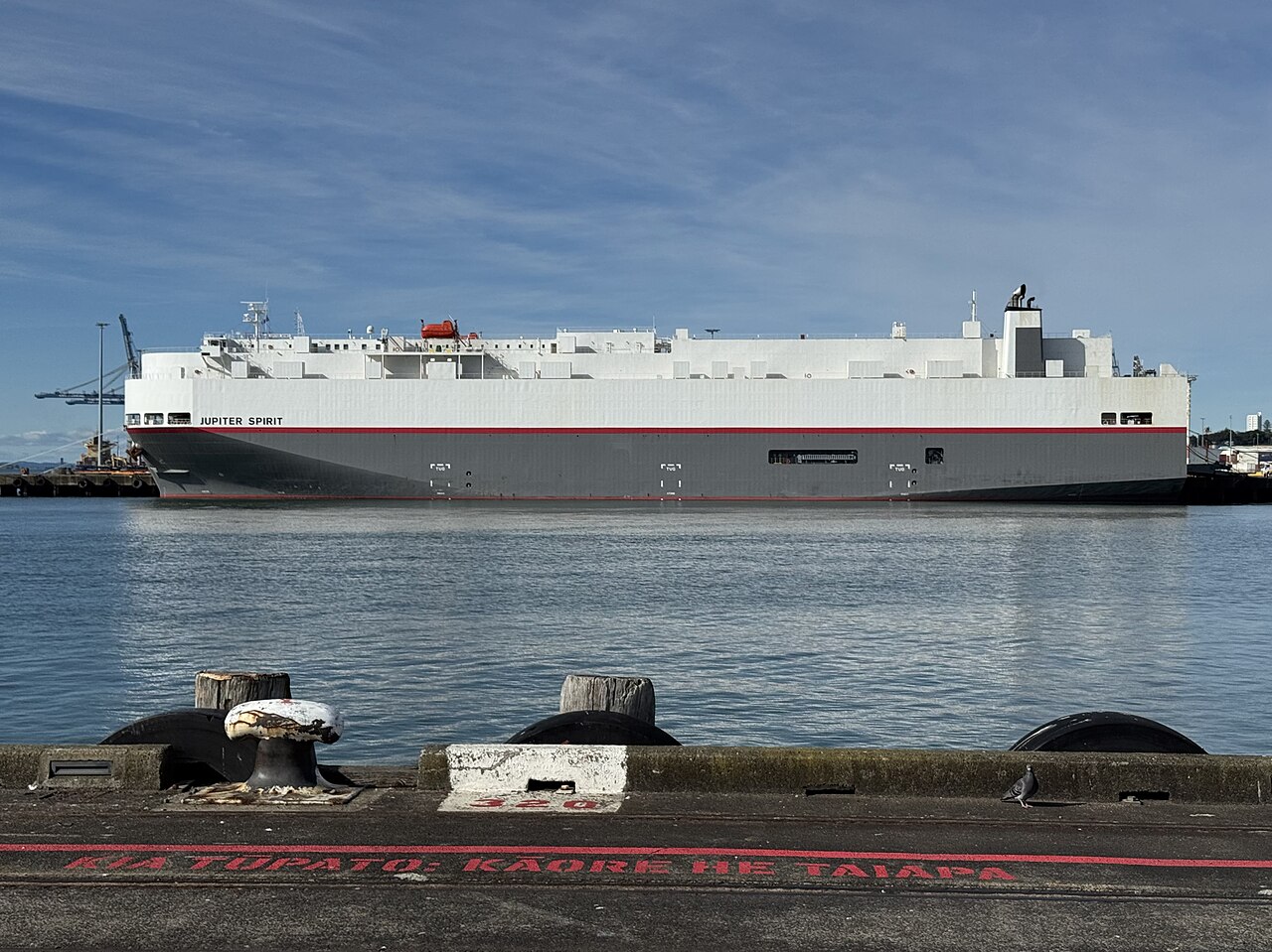 COSCO Shipping secures 18 new‑build containerships in $2.9bn programme