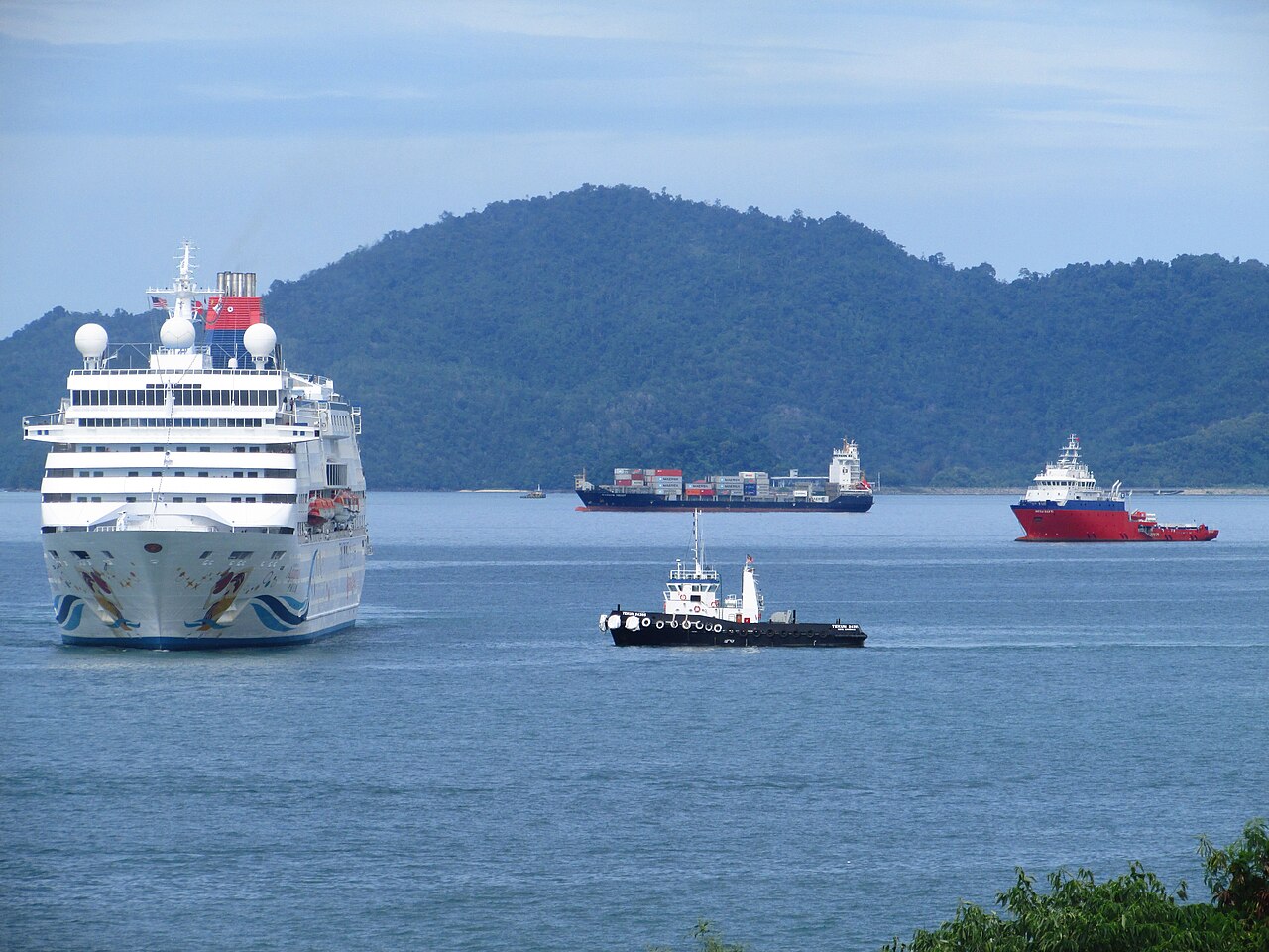 d’Amico International Shipping acquires medium-range tanker