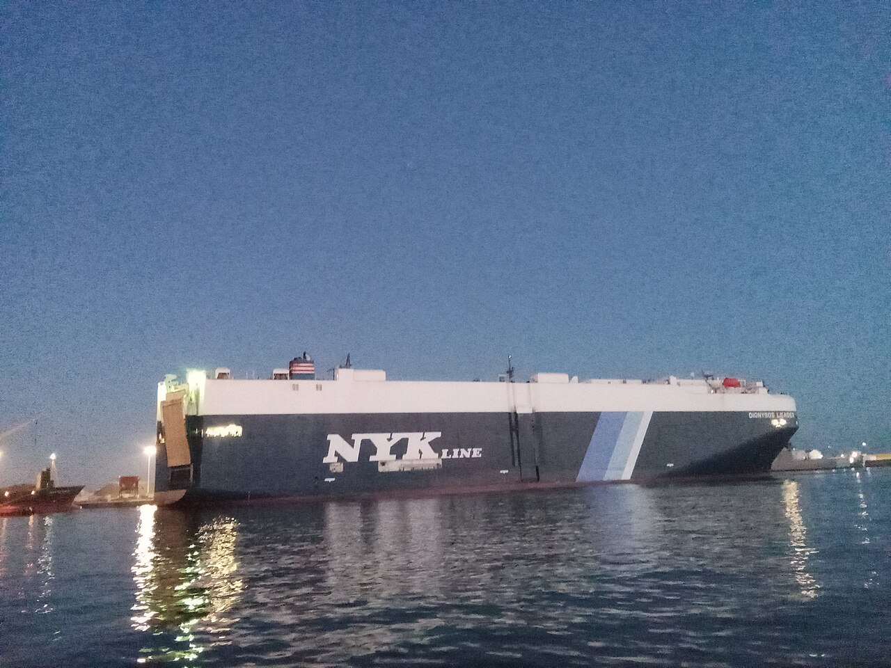 Eastern Pacific Shipping completes 700th ship‑to‑ship LNG bunkering