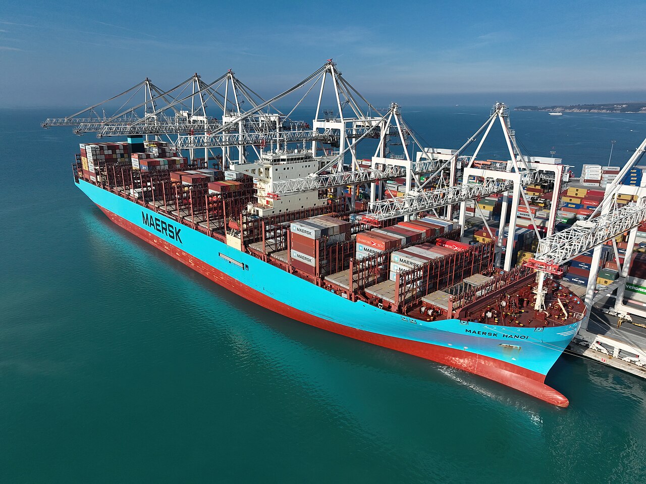 EIB loans €100 million for Klaipėda port expansion and clean-energy projects