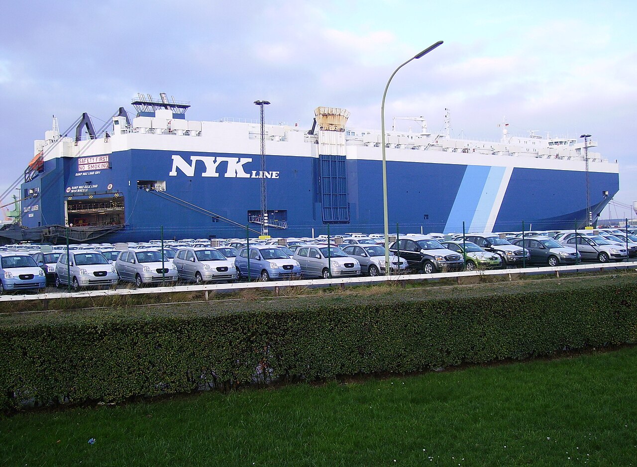 EPS takes delivery of three LNG dual-fuel bulk carriers