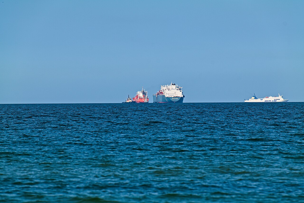 Maersk Orders 26 LNG-Powered Container Vessels