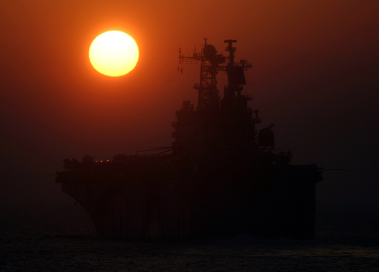 Oil companies to avoid Iranian blacklisted vessels