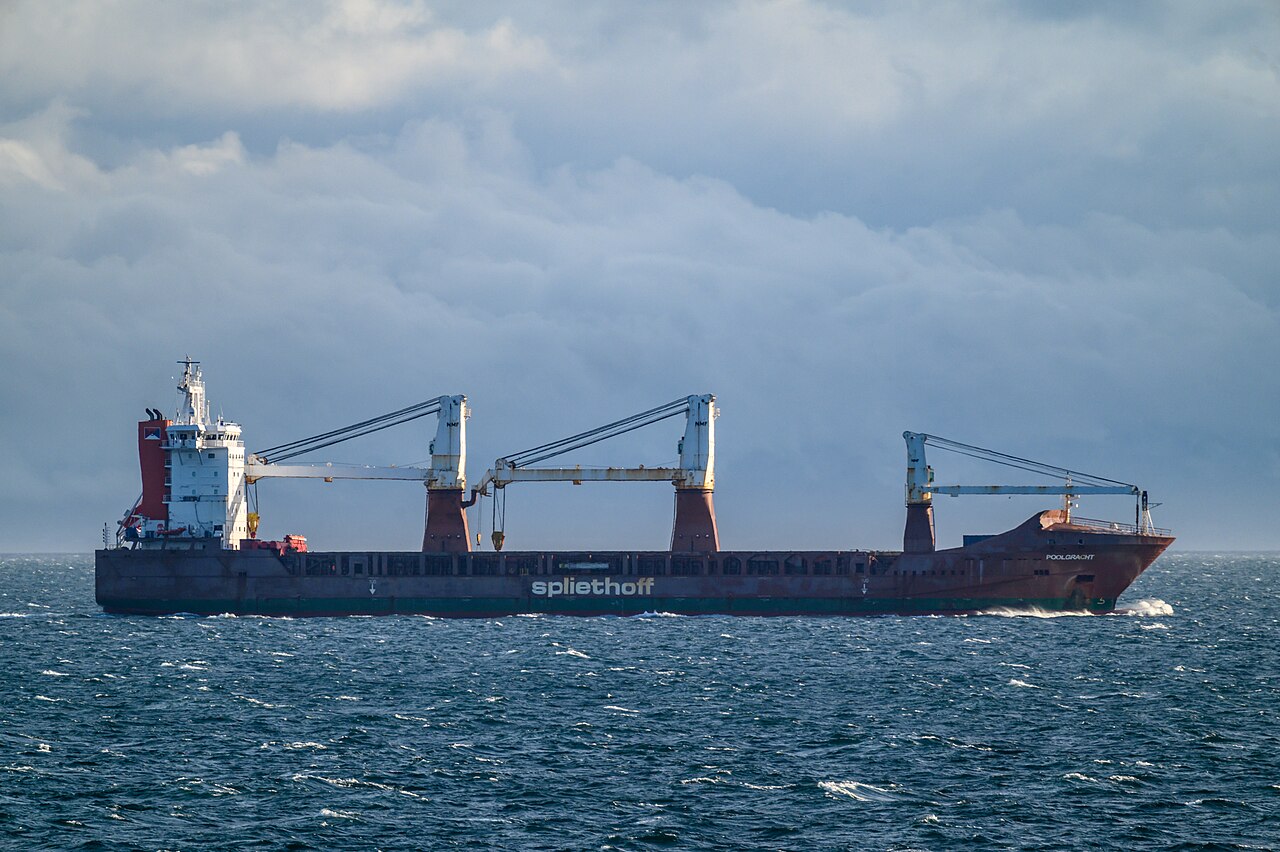 US House Votes to Overturn California's At-Berth Shore Power Rule