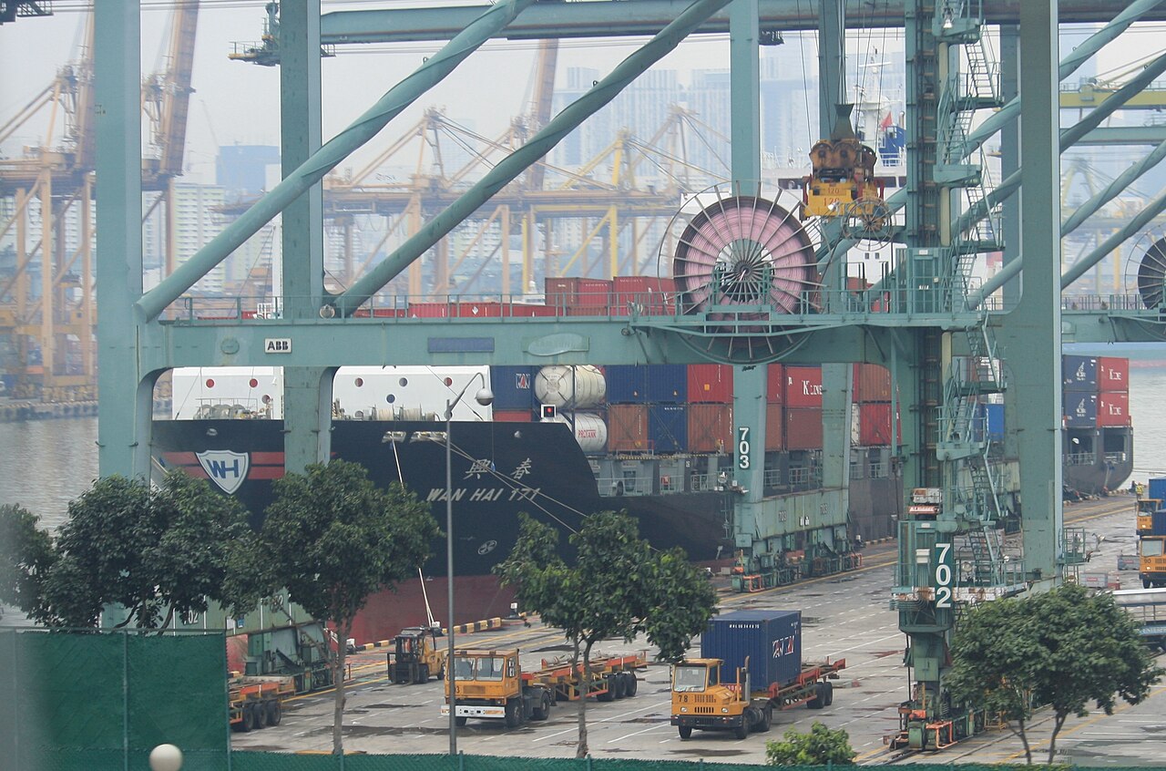 Wan Hai Lines orders eight new container ships worth $980m